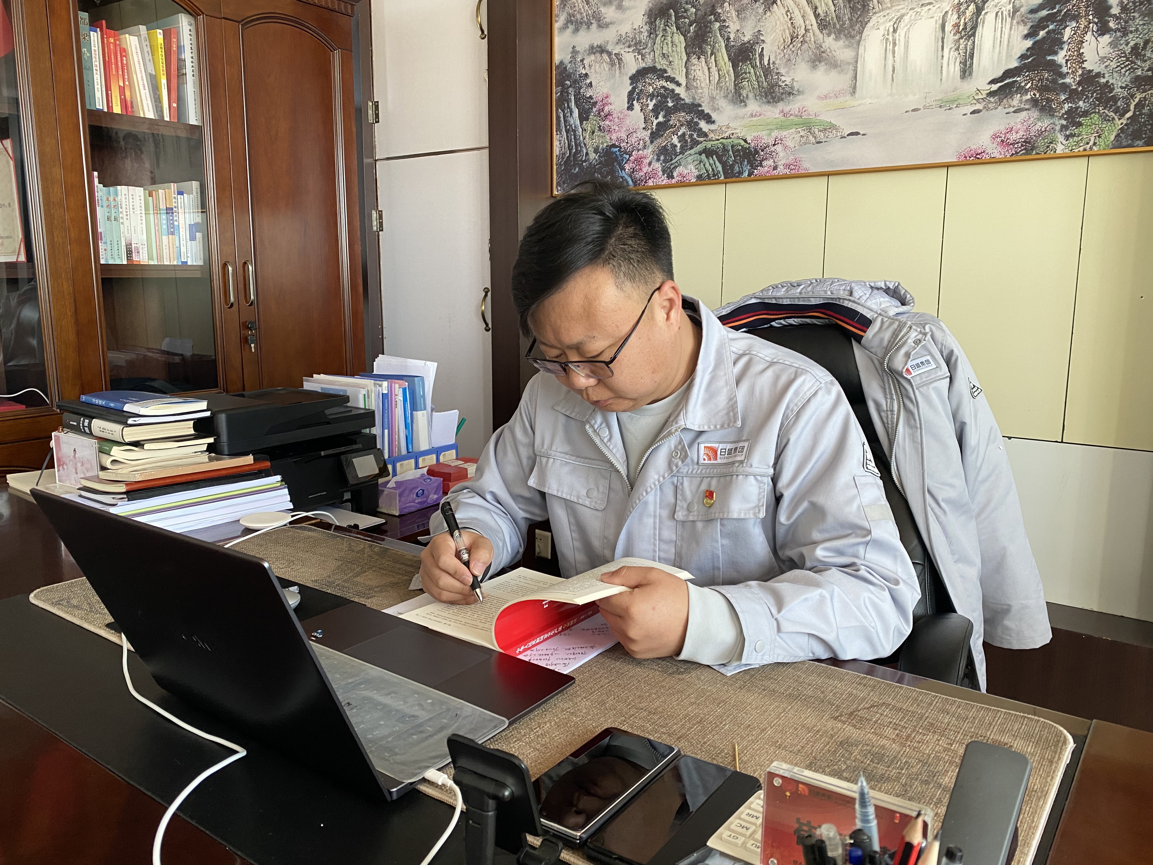 1745977018405187.jpg 4318641222e7892e629652155377501.jpg