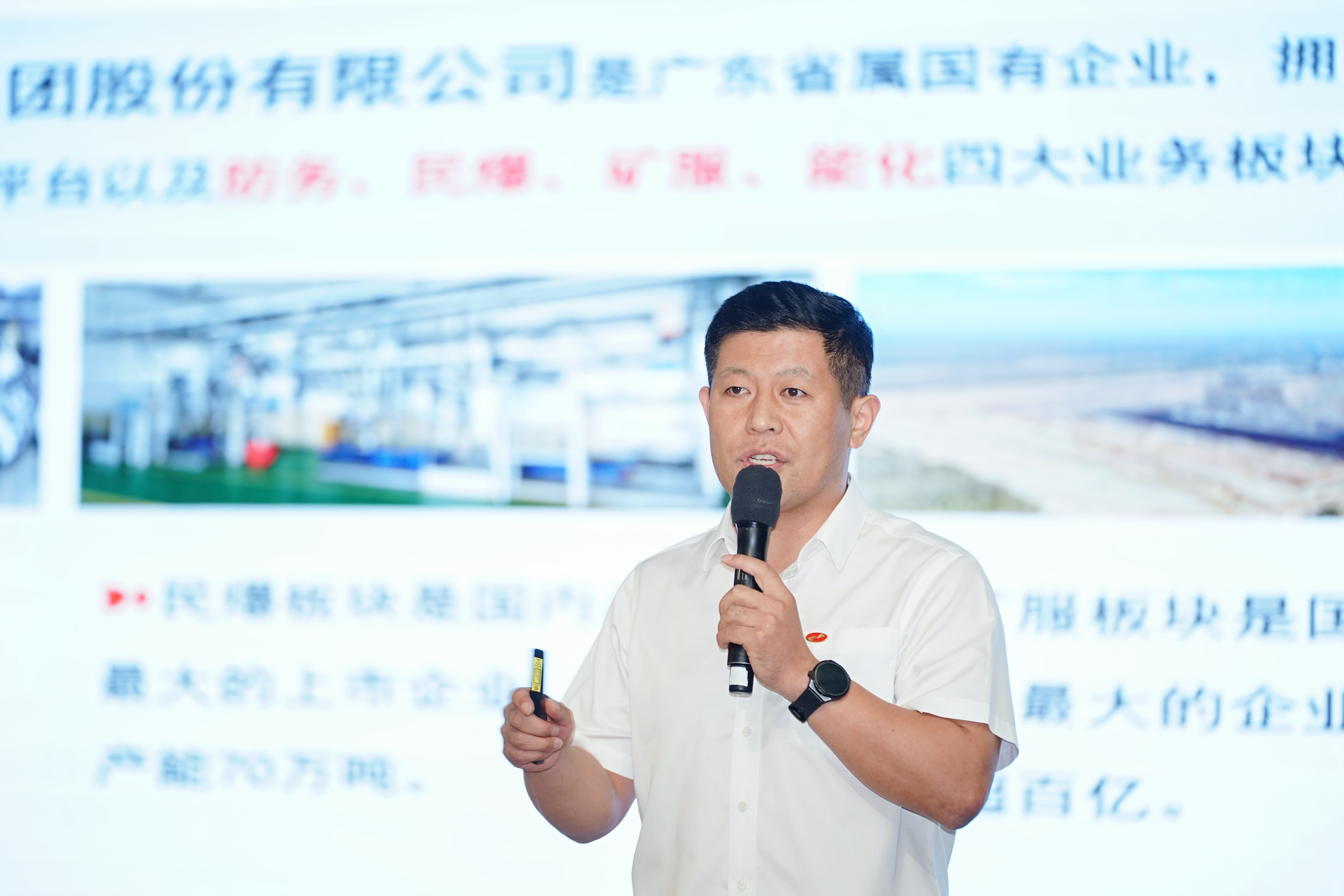 1748393722722976.jpg b0abafe6914bac5a22d09403e535eea.jpg